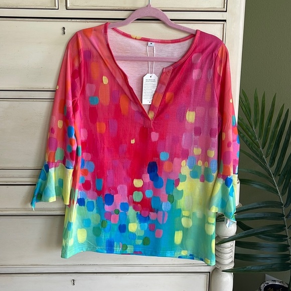 Tops - Boutique brand bright split neck top size M